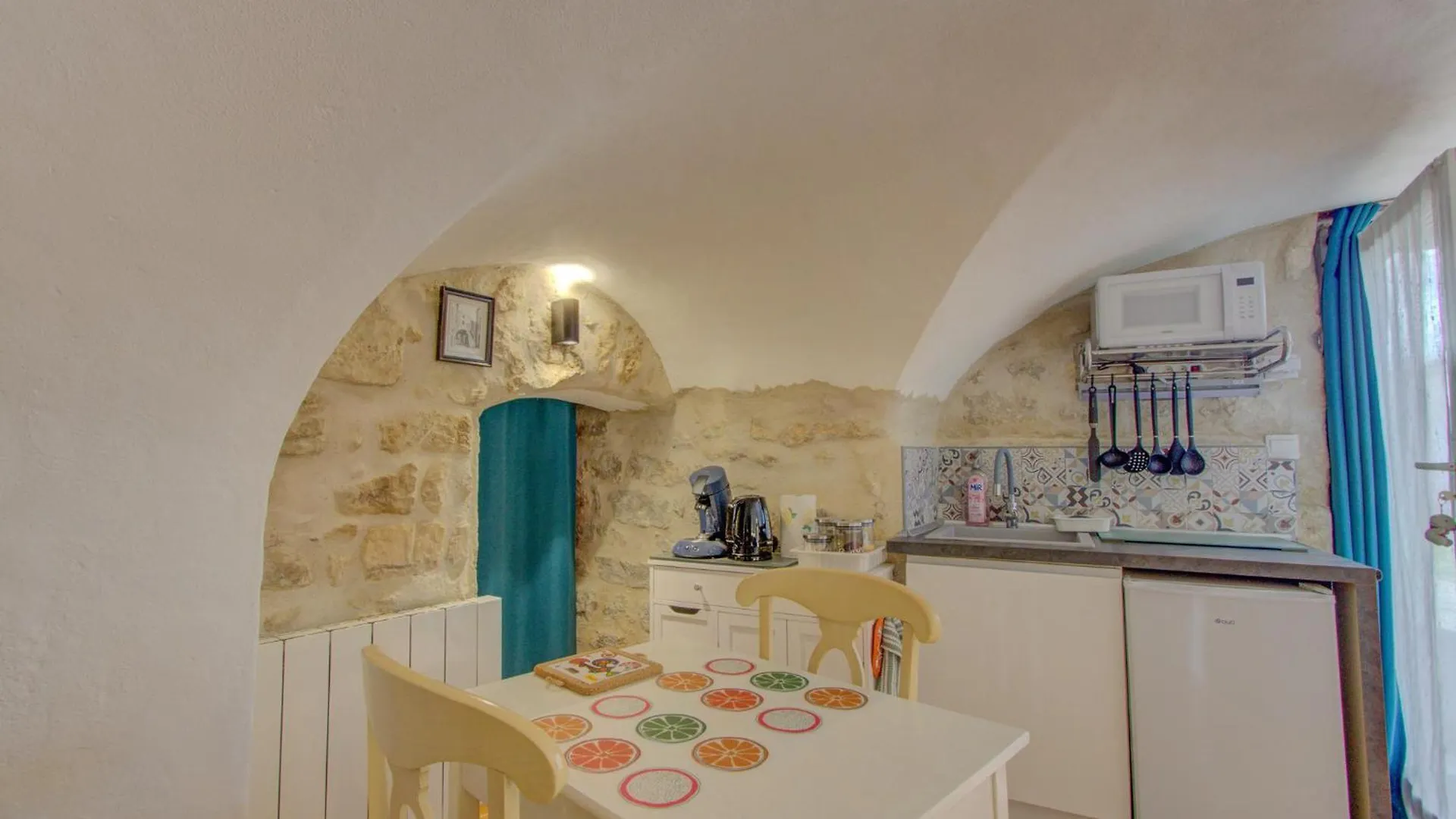 Le Studio, Saint-Restitut Apartment